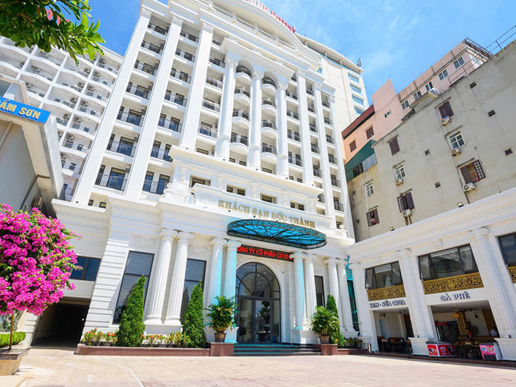 Khách sạn Đức Thành Sầm Sơn 57 Hồ Xuân Hương