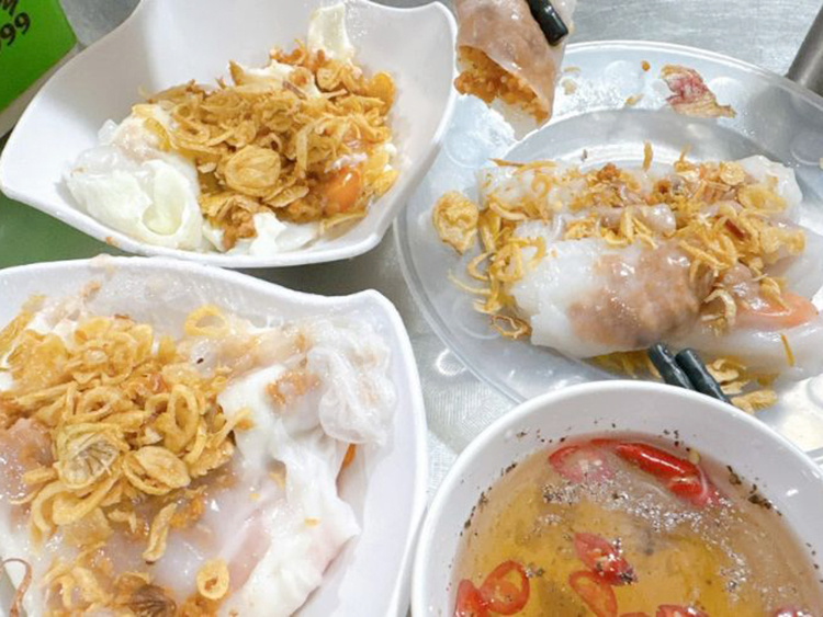 Bánh cuốn Bà Huế Thanh Hoá