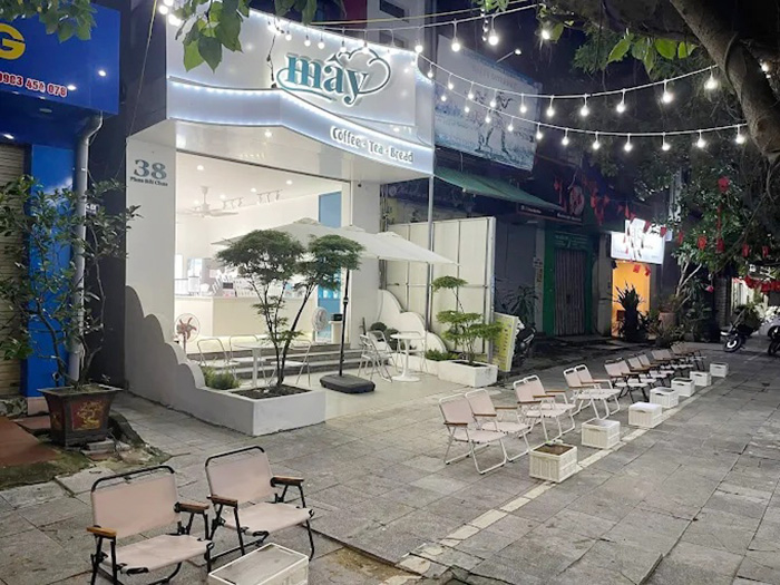 Review Mây Phan Bội Châu – quán cà phê, trà sữa có hai không gian