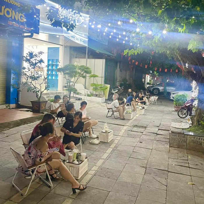 Review Mây Phan Bội Châu – quán cà phê, trà sữa có hai không gian