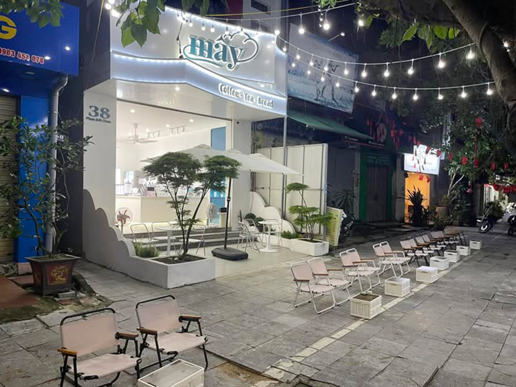 Review Mây Phan Bội Châu – quán cà phê, trà sữa có hai không gian